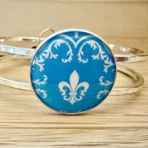 Vintage Tin Silver Hinged Cuff Under Resin- Fleur di Lis