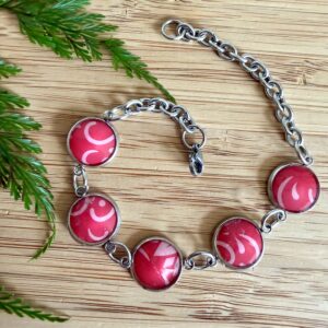 Vintage Tin Bracelet Under Resin Link Style - Red with Pink Swirls